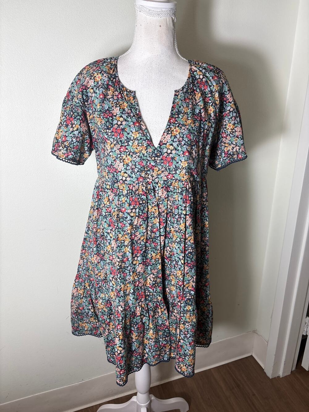 dRA Navy and Multicolor Floral Mini Dress Sz S